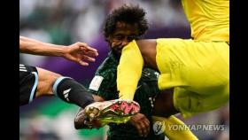 [월드컵] 빈 살만, 사우디 승리에 가족과 환호…다친 선수엔 개인 제트기