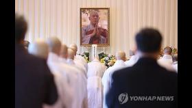 여야 정치인 자승스님 추모 행렬…