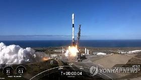 한국 첫 정찰위성 발사 성공…궤도 안착 후 지상과 교신(종합)