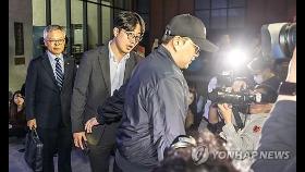김호중, 경찰에 아이폰 3대 중 일부 비밀번호만 제공