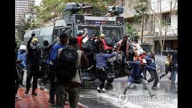 케냐 증세반대 시위에 경찰 발포…