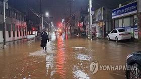 사전대비로 폭우 피해 줄인 군산, 시설 339건·농작물 235ha 피해(종합)