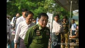 미얀마 군정, 강진피해에 