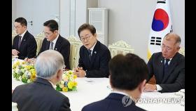 李대통령, 재계총수 만나 
