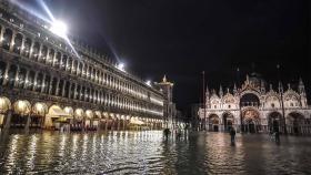 베네치아 수해로 산마르코 대성당 훼손 심각