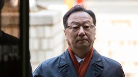 '인보사 의혹' 코오롱생명 이우석 대표 구속기소