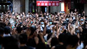 홍콩보안법 시행 첫날 곳곳 시위…300명 넘게 체포