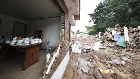 폭우에 산사태 복구 차질…피해 주민 '답답'