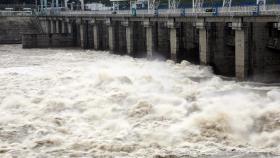 방류량 늘린 팔당댐…한강 수위 더 높아질 전망
