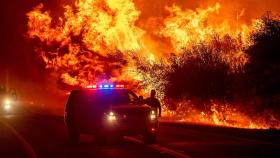 미국 서부 산불로 직접 피해액만 23조원 추산