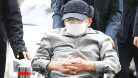 [속보] 법원, 신천지 이만희 감염병예방법 위반 혐의 '무죄'
