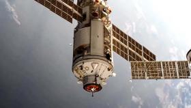 러시아 다목적 실험실 모듈 '나우카' 우주정거장과 도킹 성공