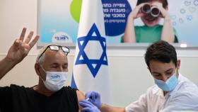 이스라엘, 세계 첫 코로나19 백신 '부스터샷' 접종 개시