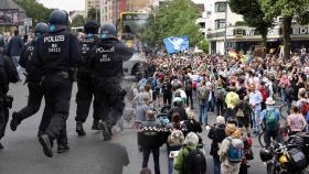 유럽, 방역조치 갈등 확산…독일 시위대 수백명 연행