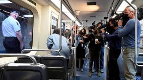 미국 지하철서 성폭행…승객들은 신고 안하고 촬영만