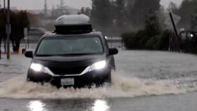 캘리포니아에 역대급 폭우…단전·침수 피해 잇따라