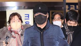 검찰, '뇌물수수 의혹' 윤우진 전 용산세무서장 소환