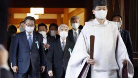 일본 여야의원 99명, 2년2개월만에 야스쿠니 집단참배