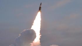 북, ICBM 섞어쏘기 후에도 '침묵'…더 강한 도발 가능성