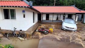 강릉 기습 폭우로 주문진읍 20가구 침수…9명 구조