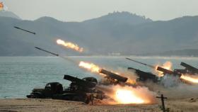 북한, 연이틀 해상구역에 포사격…한미 군사훈련 트집