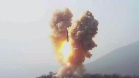 북한, 핵타격 가상 전술훈련…김정은 