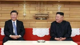 북한, 김정은 첫 방중 5주년 부각…