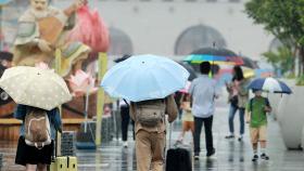 연휴 마지막까지도 전국 호우…태풍은 일본 향할 듯