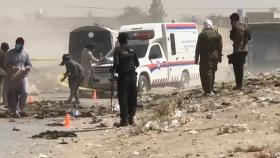 파키스탄 이슬람 행사장서 자폭테러…100여명 사상