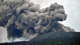 인도네시아 마라피 화산 폭발…등산객 11명 사망·12명 실종