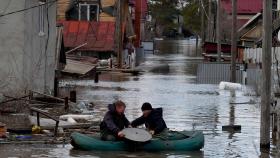 러 남부·카자흐, 더 커지는 홍수 피해…눈·얼음까지 녹아