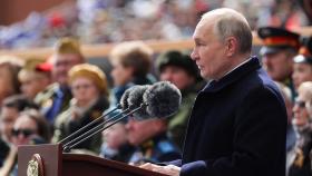 푸틴, 전승절 연설서 재차 핵위협…
