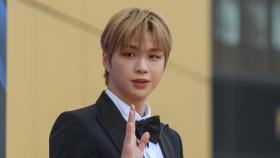 강다니엘, 소속사 대주주 고소…100억대 사기 혐의