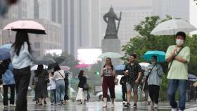 전국 돌풍·벼락 동반 호우…비 내리며 서늘