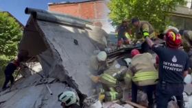 이스탄불서 3층 아파트 붕괴…1명 사망·8명 부상