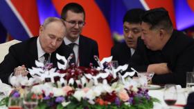 김정은, 푸틴과 러시아 대표단에 랍스터·인삼 대접