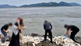 탈북민단체, 쌀 페트병 200개 북한으로 방류