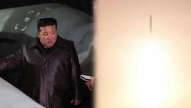 북, 미국 전역 타격 가능한 신형 ICBM 시험 발사