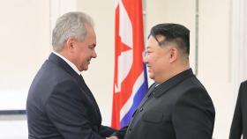 김정은, 러 쇼이구 접견…