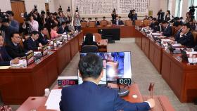 [속보] 법사위, 허위사실공표 요건서 ‘행위’ 뺀 선거법 개정안 통과