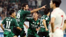 전북, 수원FC에 3-2 역전승…15경기 무패