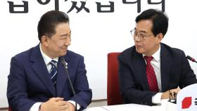 여야 원내대표, 첫 회동서 협치 다짐…법사위원장엔 이견
