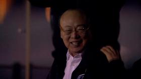 김승연 회장, 한화이글스에 선물 전달…