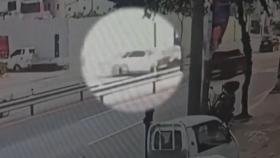 골목길서 갑자기 '쾅'…부산서 3중 추돌사고 4명 부상