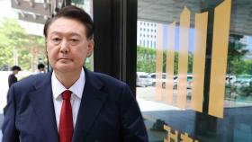 특검, 내일 尹 구속 후 첫 조사…외환 수사도 본격화