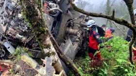 타이완군 블랙호크 헬기 추락...참모총장 등 8명 사망