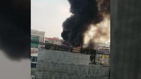 인천 빌라 공사현장에서 불...작업자 3명 대피