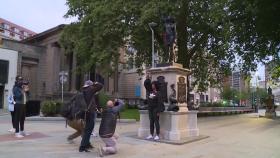 영국서 '17세기 노예상' 동상 자리에 시위대 지도자 동상 설치돼