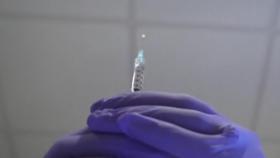 백신 경쟁 가속...캐나다 빠른 승인·러시아 대규모 접종