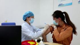 中, 랴오닝에서 4명 또 확진...백신 접종 하루 1,500만 회씩 '급증'
